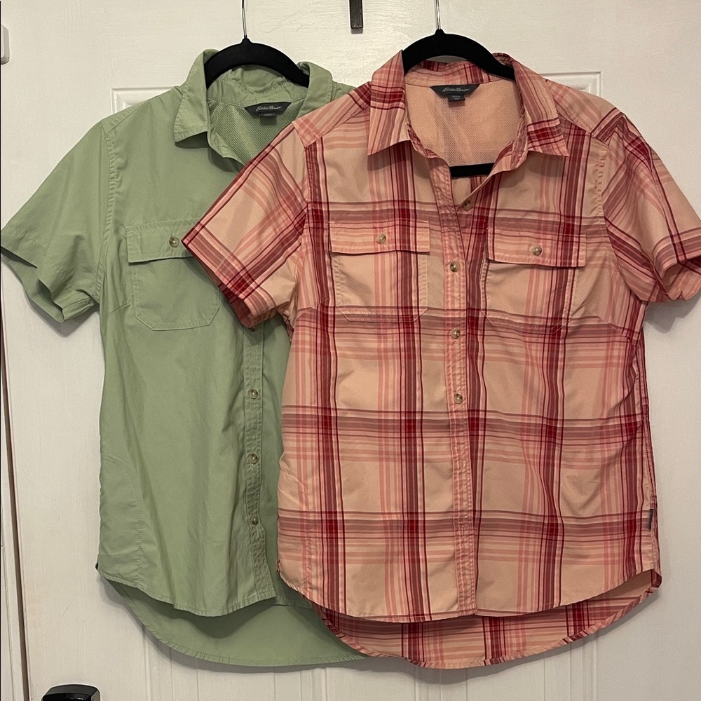 Set of 2 women’s outdoor tops Plaid and Solid Short Sleeve